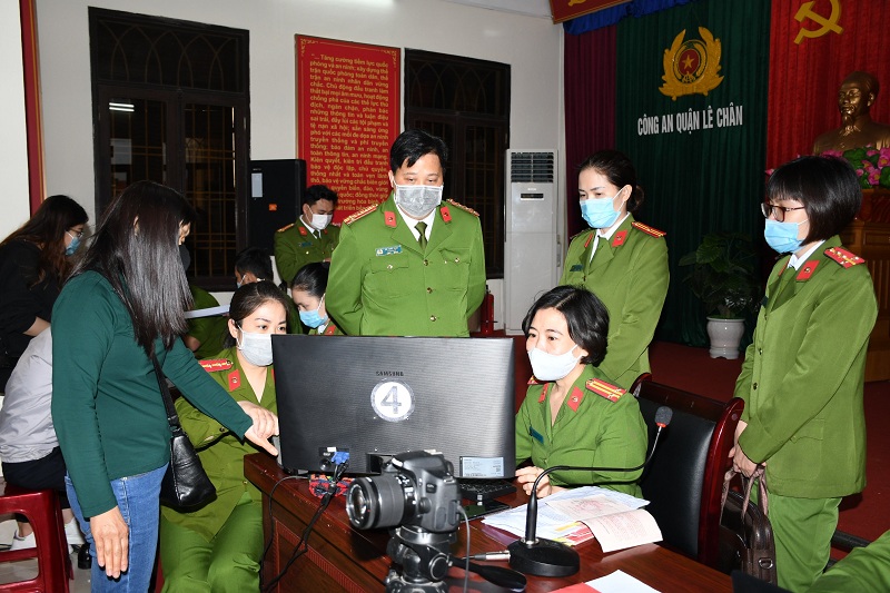 Lực lượng Pháp chế Công an Hải Phòng đóng góp tích cực vào bảo đảm an ninh trật tự